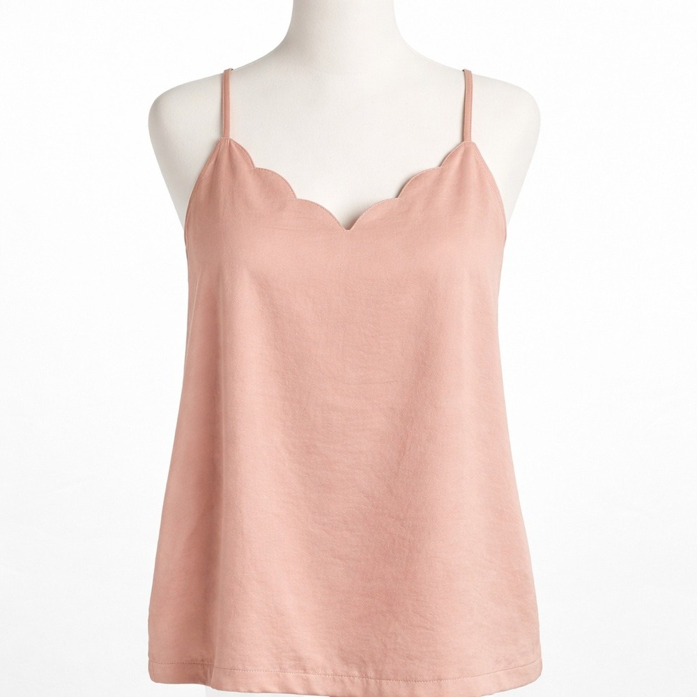 ONLY Scalloped Neck Satin Cami Top Sz M Pink Strappy‎ Layering Coquette Romantic